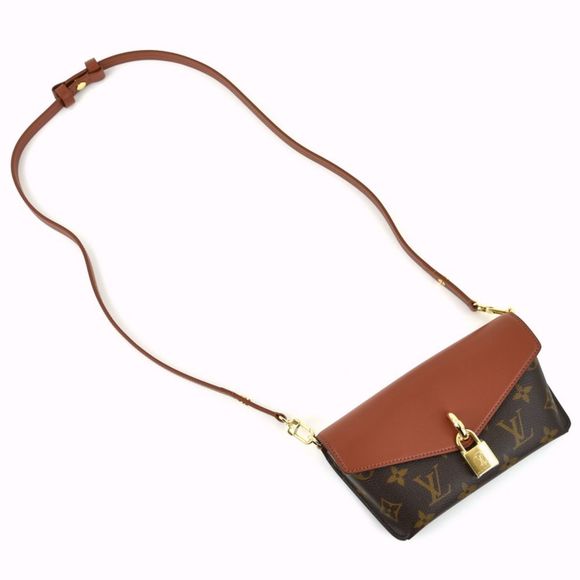 Louis Vuitton Padlock Onstrap Monogram Shoulder Bag - Picture 3 of 12